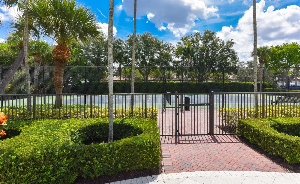 4907 Midtown Lane #1212 Palm Beach Gardens, FL 33418