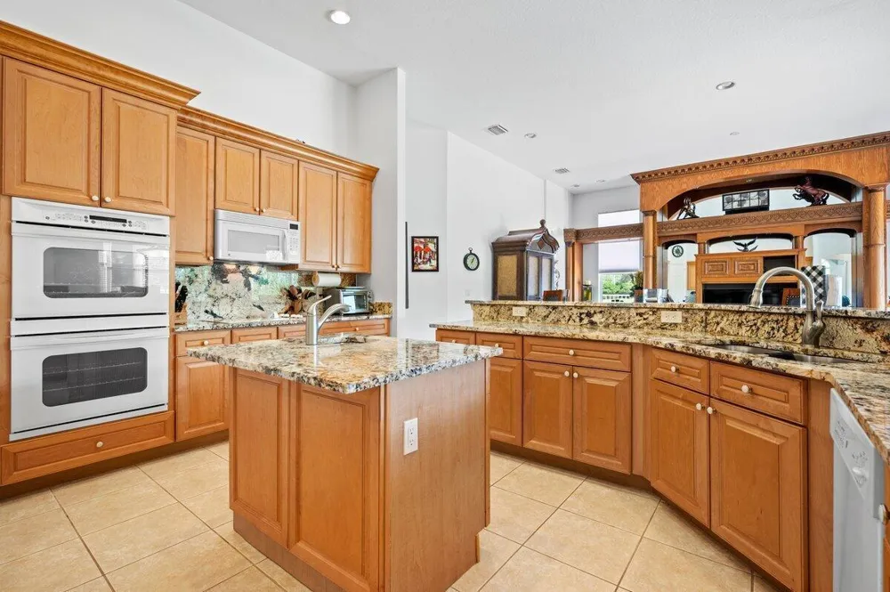 11727 PARADISE COVE LANE Wellington, FL 33449