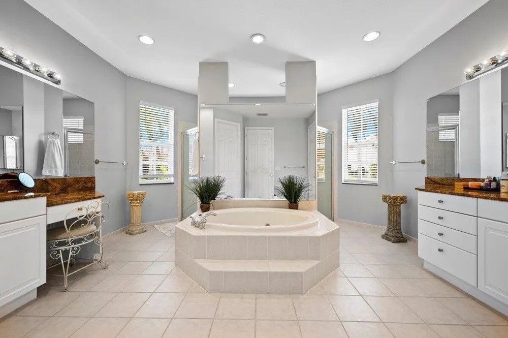 11727 PARADISE COVE LANE Wellington, FL 33449