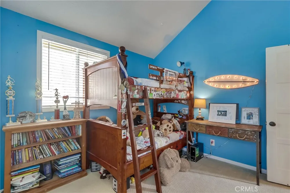225 20th Huntington Beach, CA 92648