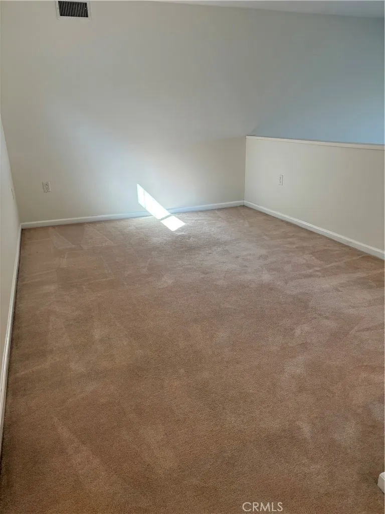 2458 Scholarship Irvine, CA 92612