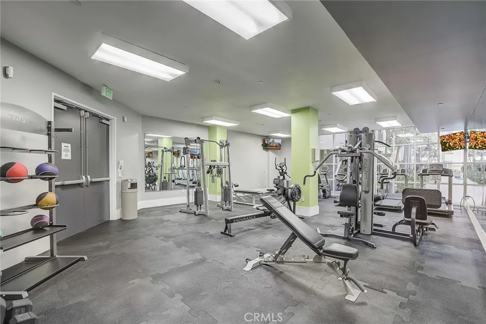 2458 Scholarship Irvine, CA 92612