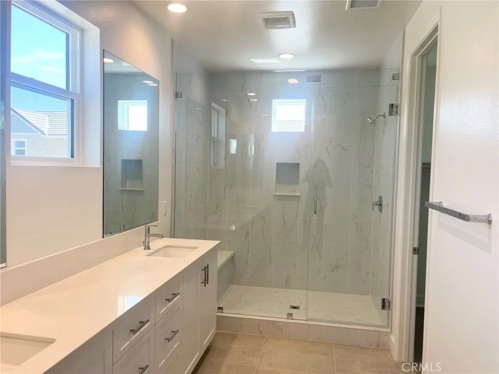 523 Tracy Place Ventura, CA 93004
