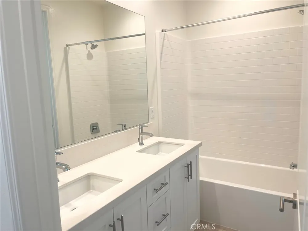 523 Tracy Place Ventura, CA 93004