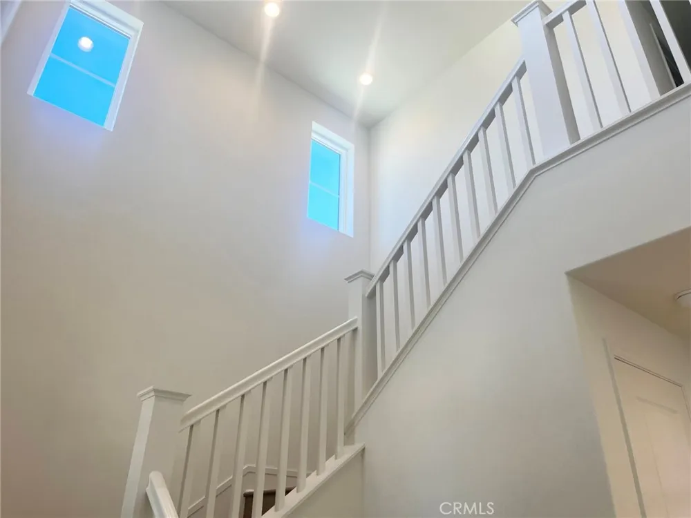 523 Tracy Place Ventura, CA 93004
