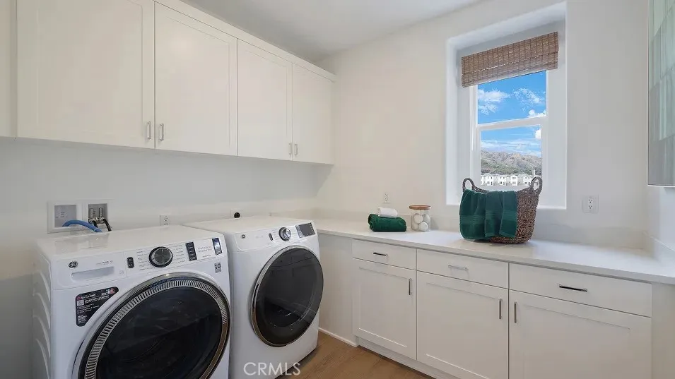 2148 Aneto Way Santa Paula, CA 93060