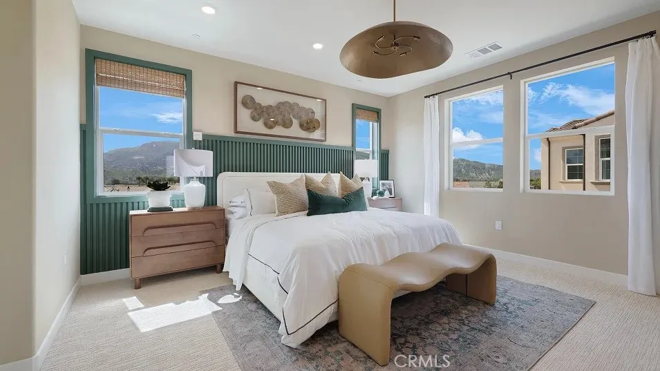 2148 Aneto Way Santa Paula, CA 93060