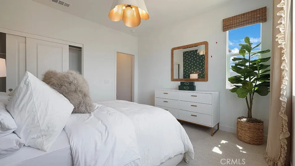2148 Aneto Way Santa Paula, CA 93060