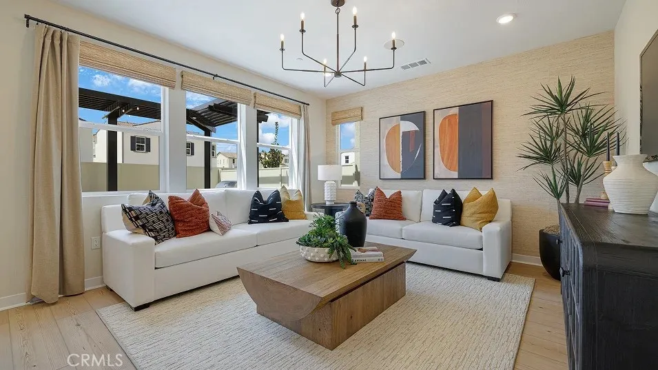 2146 Aneto Way Santa Paula, CA 93060
