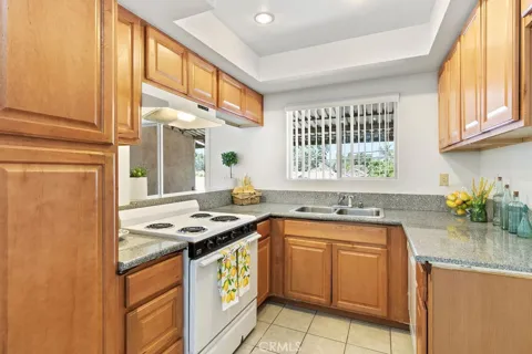 1801 Greenleaf Street #15