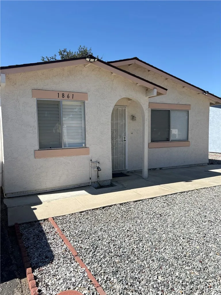 1861 Calle Diablo Hemet, CA 92545