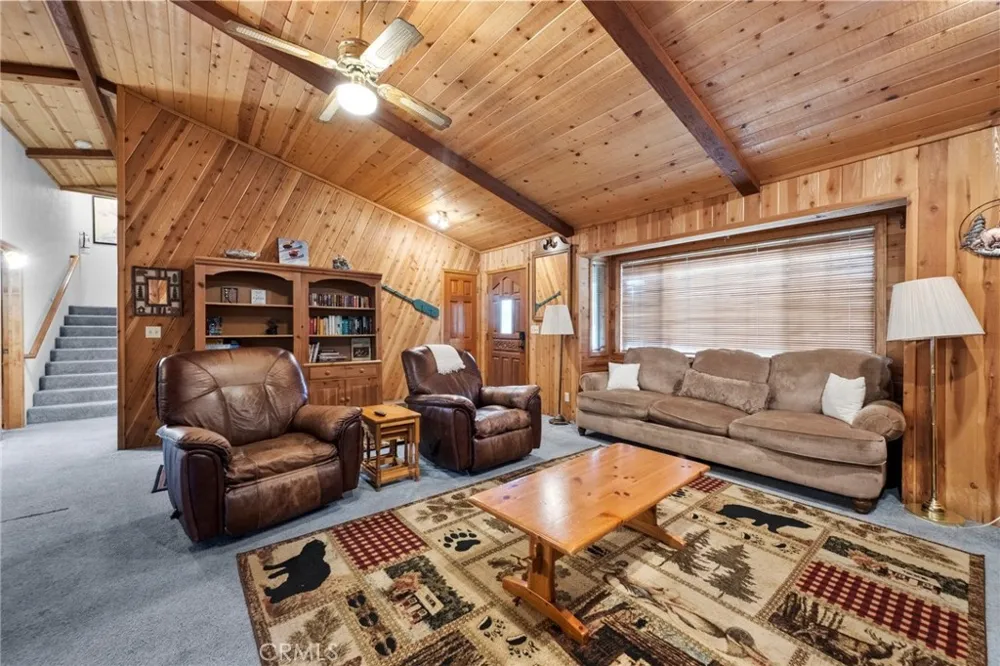 42745 Tannenbaum Big Bear Lake, CA 92315