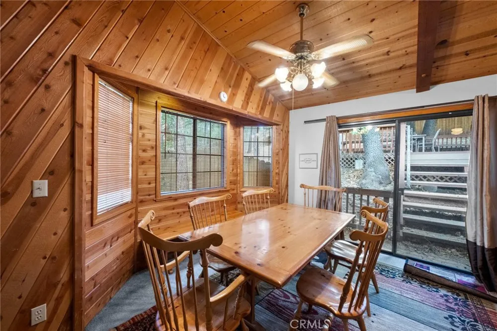 42745 Tannenbaum Big Bear Lake, CA 92315