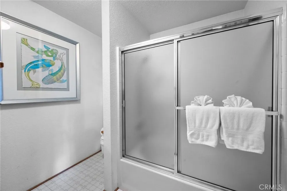 42745 Tannenbaum Big Bear Lake, CA 92315