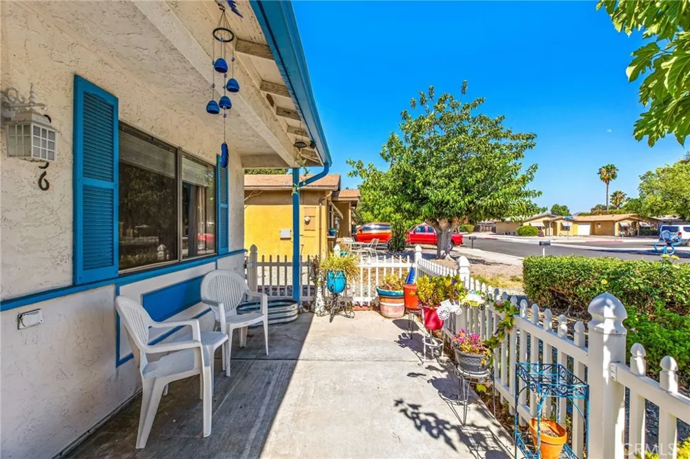 2236 San Padre Hemet, CA 92545
