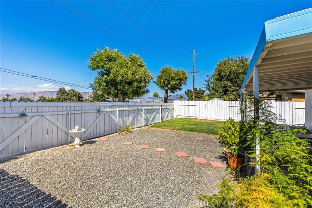 2236 San Padre Hemet, CA 92545