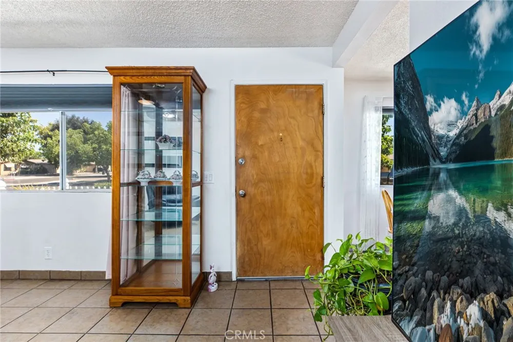 2236 San Padre Hemet, CA 92545