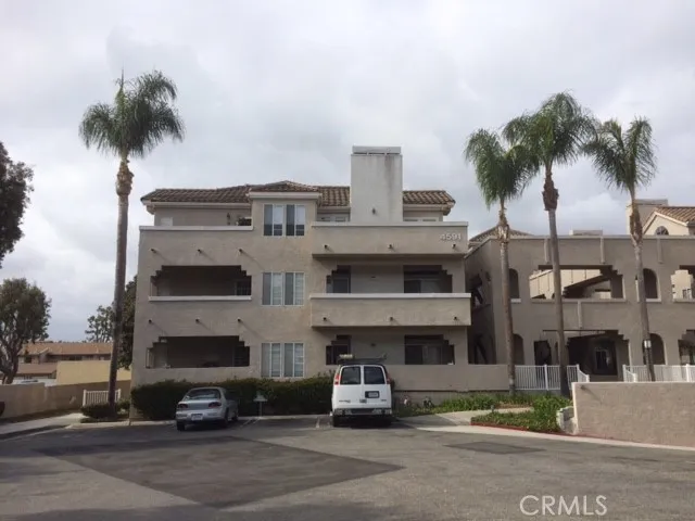 4591 Warner Avenue #203 Huntington Beach, CA 92649