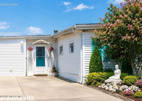 109 E Mohawk Drive