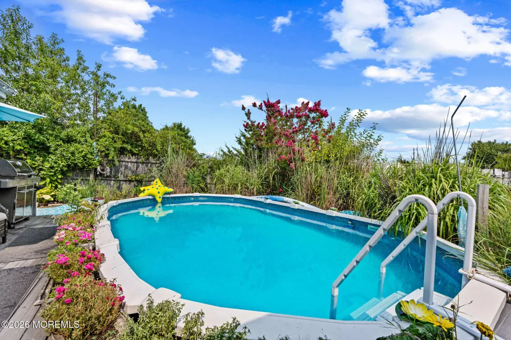 109 E Mohawk Drive Little Egg Harbor, NJ 08087