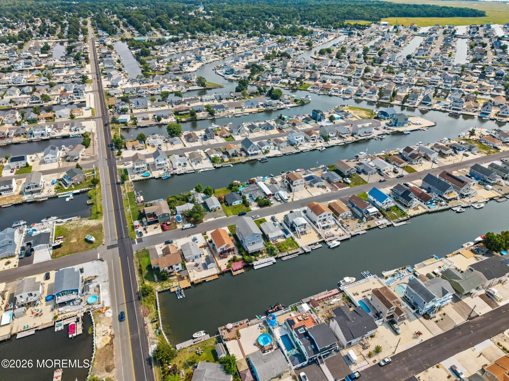109 E Mohawk Drive Little Egg Harbor, NJ 08087