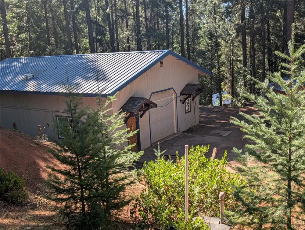211 Goa Way Weaverville, CA 96093