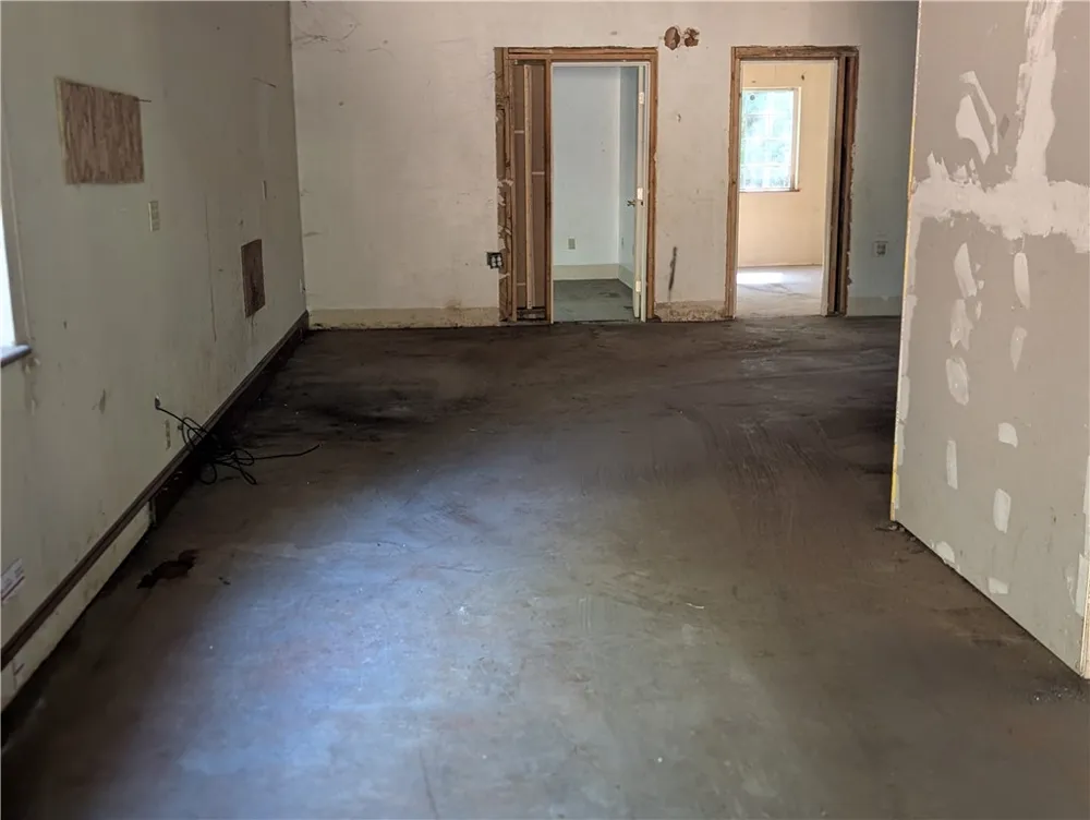 211 Goa Way Weaverville, CA 96093
