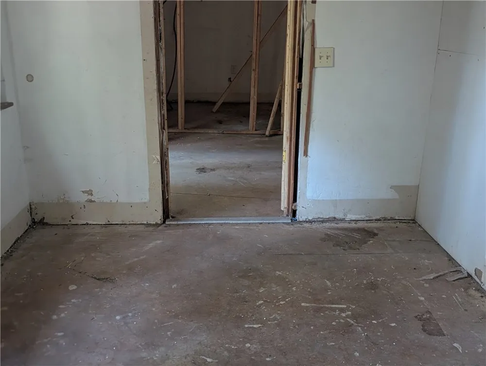 211 Goa Way Weaverville, CA 96093