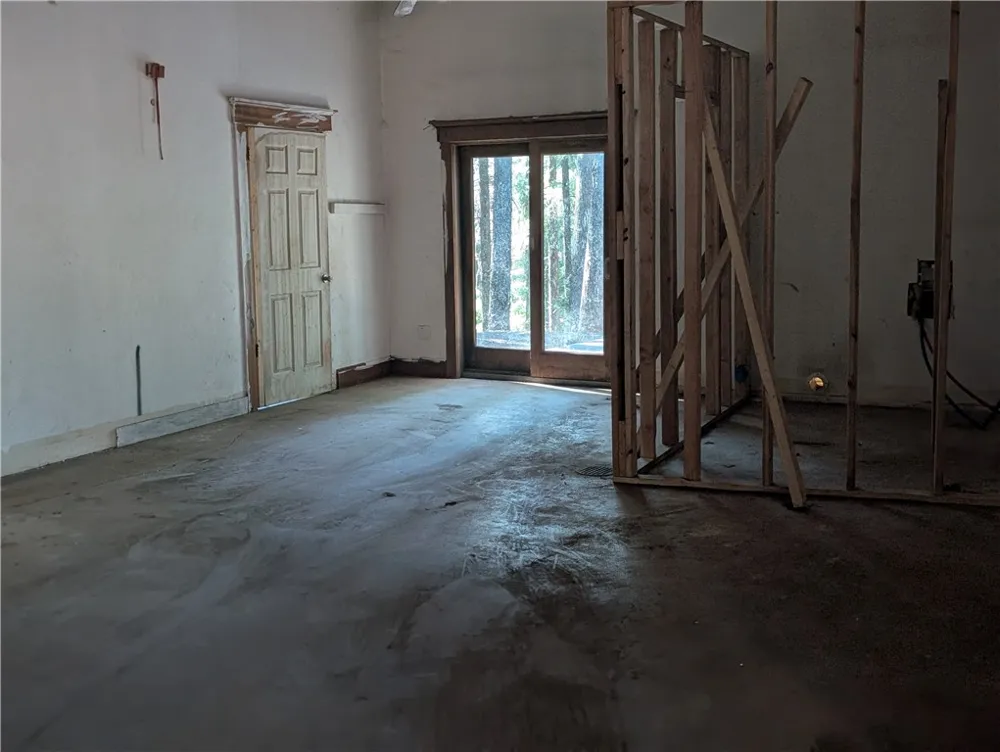 211 Goa Way Weaverville, CA 96093