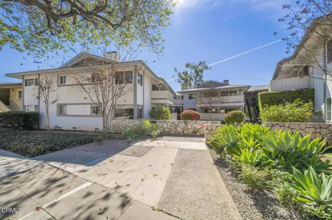 389 Cliff Drive #1
