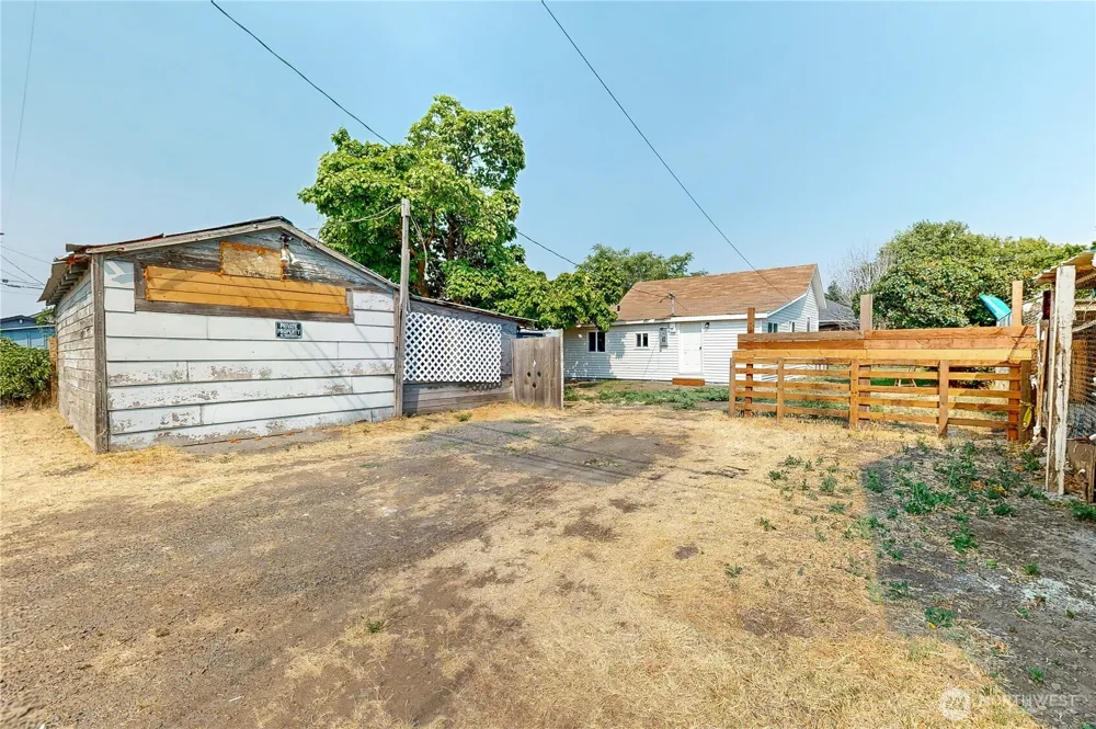 711 Robbins Street Milton-Freewater, OR 97862