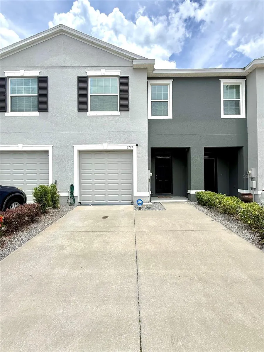 8771 FALLING BLUE PLACE Riverview, FL 33578