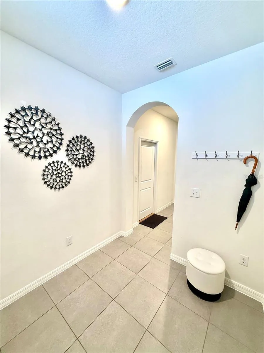 8771 FALLING BLUE PLACE Riverview, FL 33578