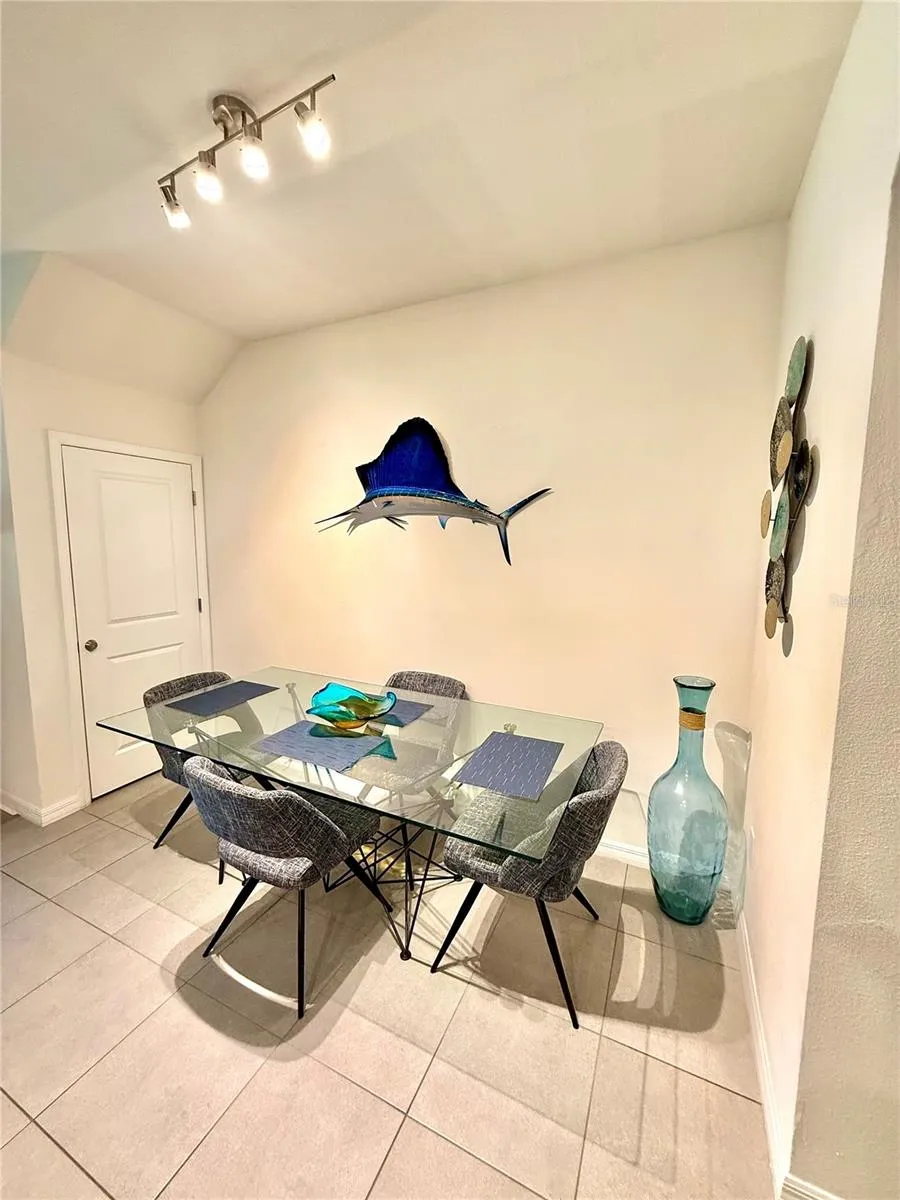 8771 FALLING BLUE PLACE Riverview, FL 33578