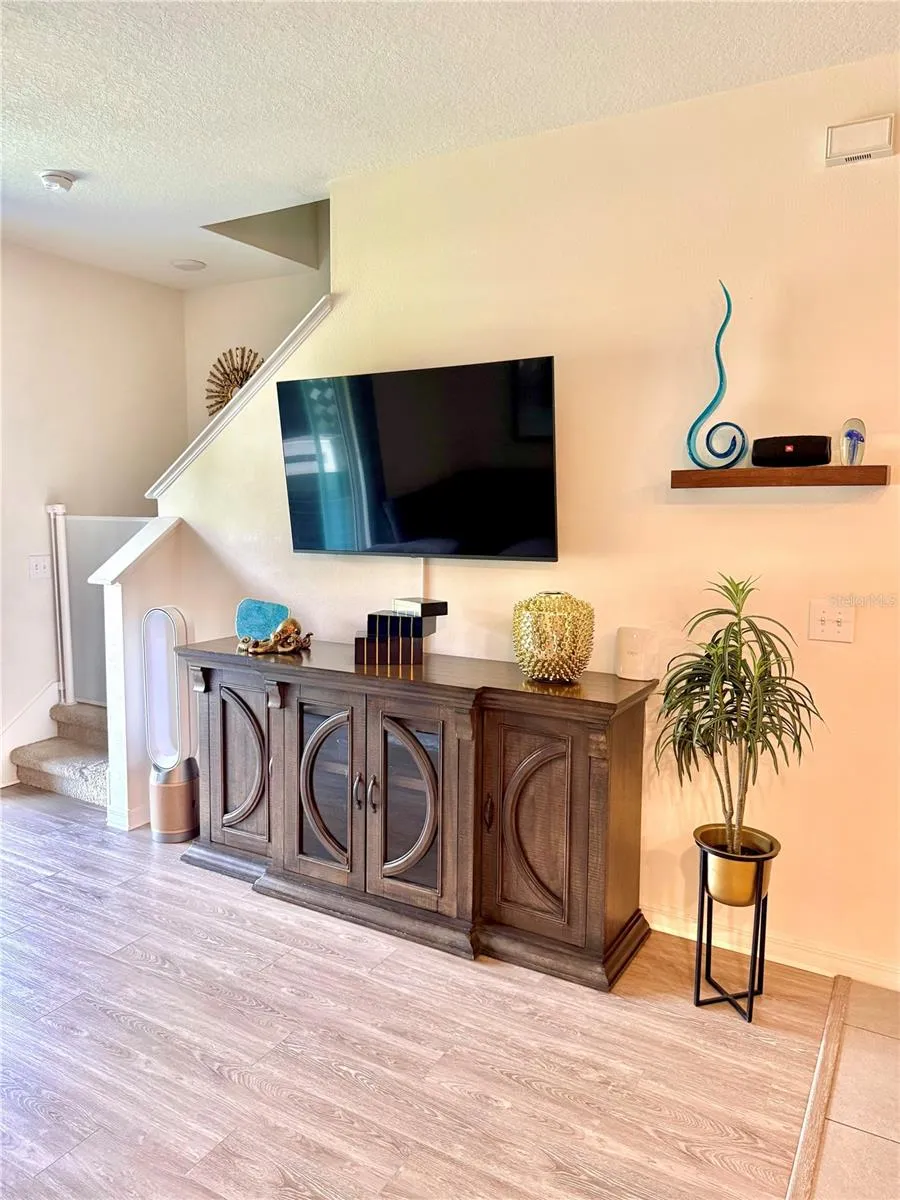 8771 FALLING BLUE PLACE Riverview, FL 33578