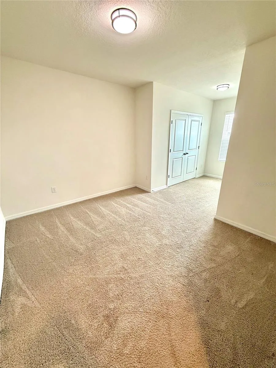8771 FALLING BLUE PLACE Riverview, FL 33578