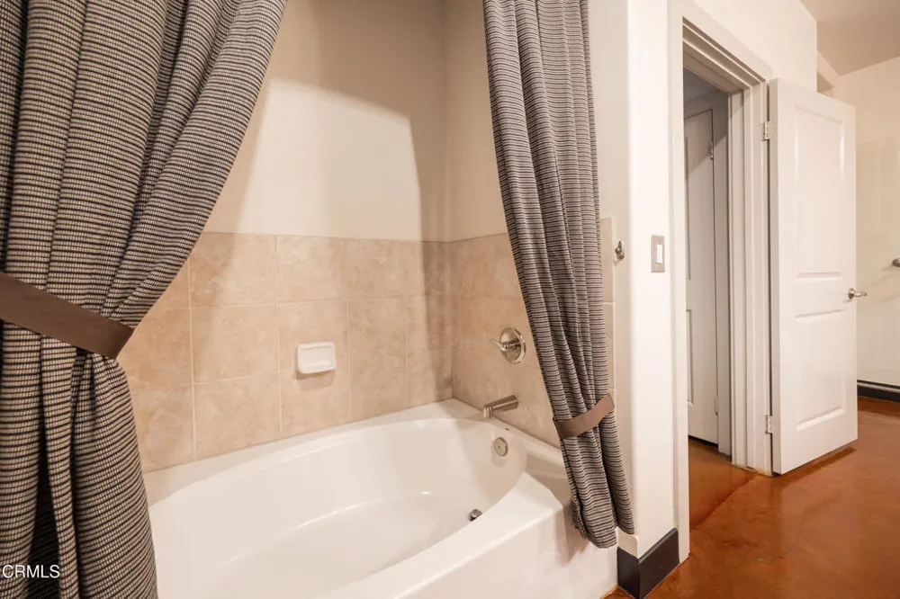 840 E Green Street #121 Pasadena, CA 91101