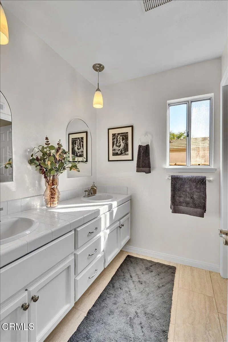 24412 Hampton Drive #A Santa Clarita, CA 91350