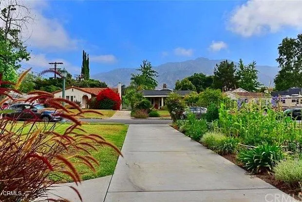 1736 Vistillas Road Altadena, CA 91001