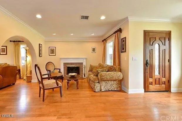 1736 Vistillas Road Altadena, CA 91001