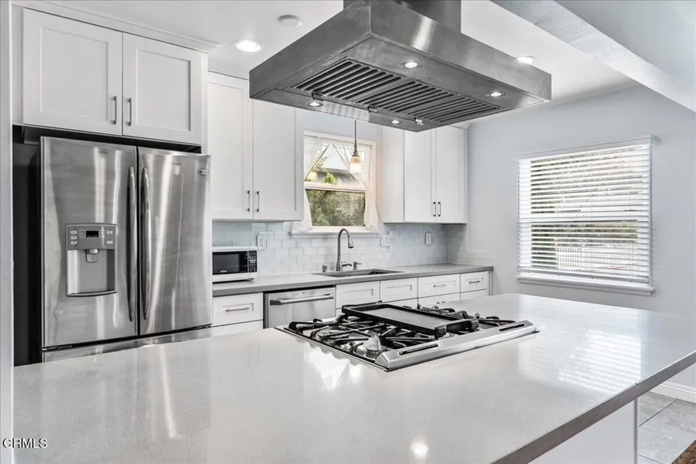 2701 Jolley Drive Burbank, CA 91504