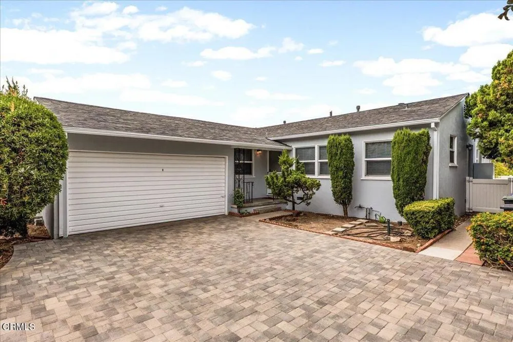 2701 Jolley Drive Burbank, CA 91504