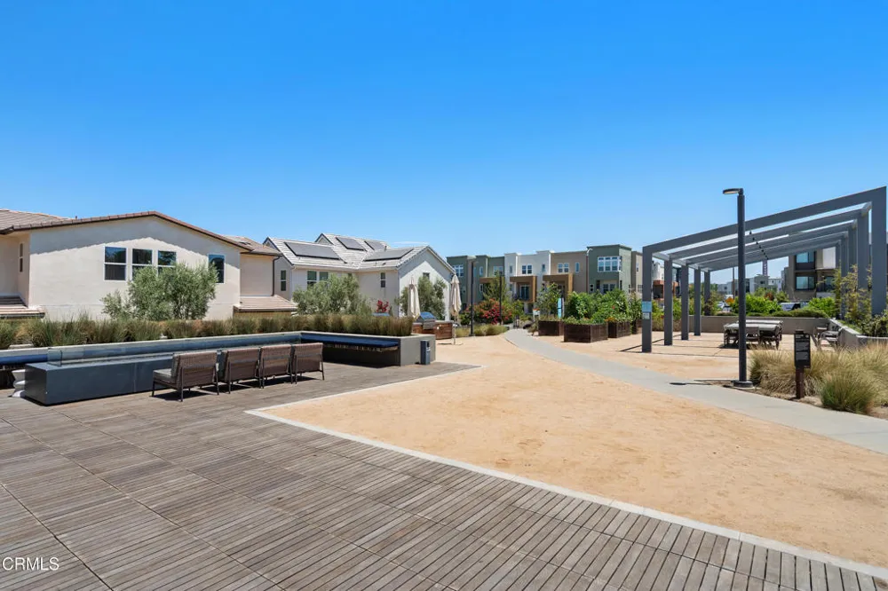 27560 Sanctuary Court Valencia, CA 91381