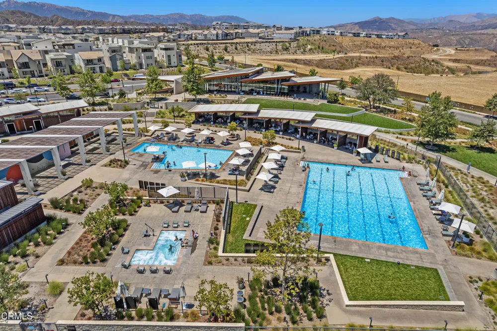 27560 Sanctuary Court Valencia, CA 91381