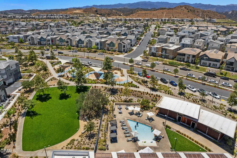 27560 Sanctuary Court Valencia, CA 91381