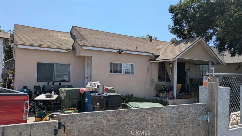 946 S Ash Inglewood, CA 90301