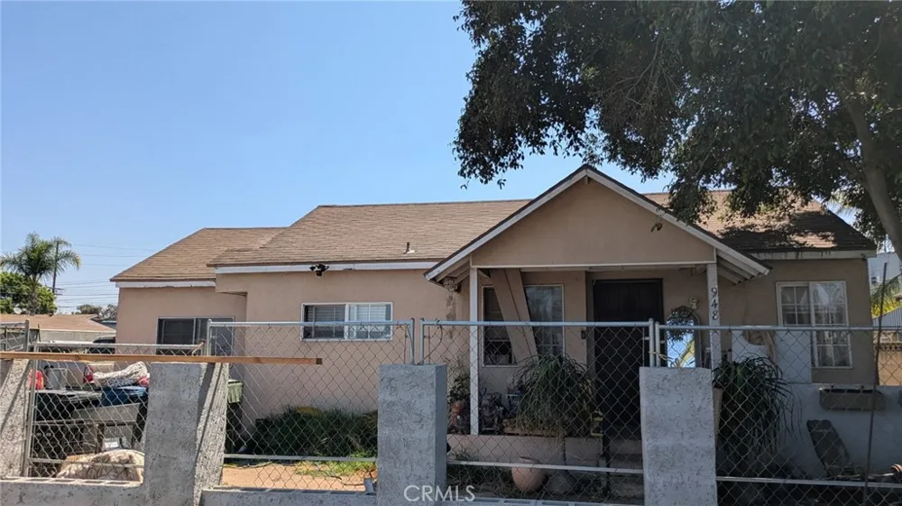 946 S Ash Inglewood, CA 90301