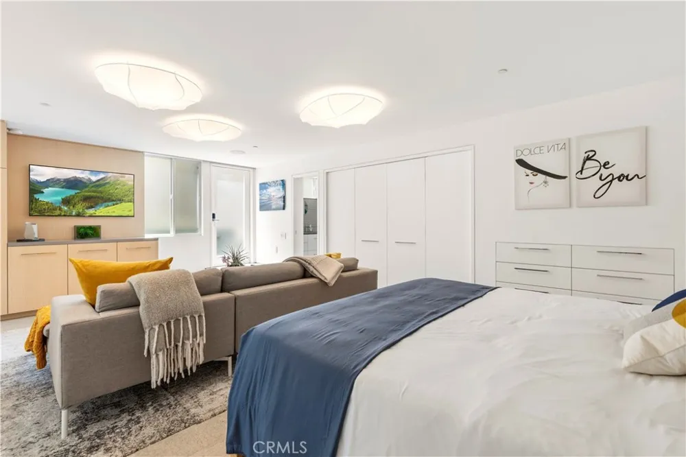 149 Sunset Terrace Laguna Beach, CA 92651