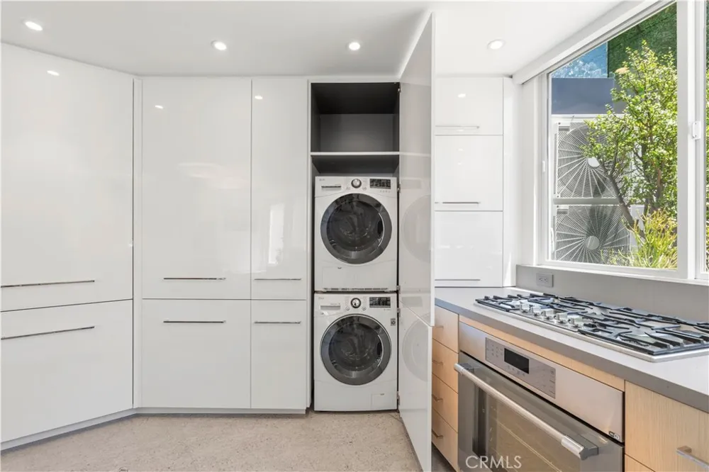 149 Sunset Terrace Laguna Beach, CA 92651
