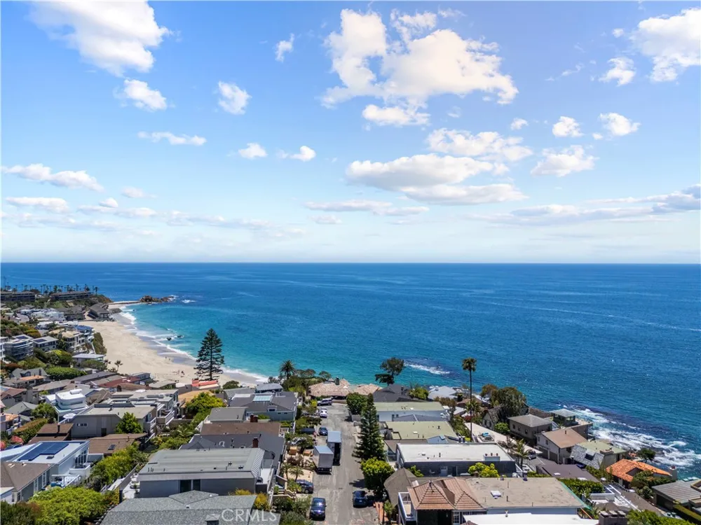 149 Sunset Terrace Laguna Beach, CA 92651